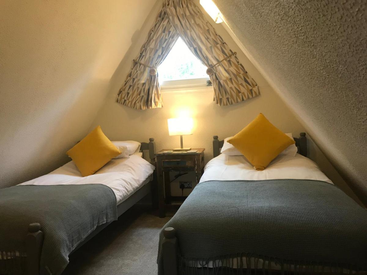 Foxes Sea Side Retreat Deluxe Chalet Is A Lovely Holiday Home Tucked Away On The Kent Coast Kingsdown  Buitenkant foto